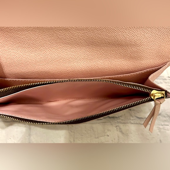 SOLD! ❌ Louis Vuitton Brown Damier Caissa Wallet With Pink Interior & Dust Bag - Picture 6 of 16